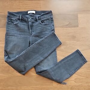 Women's Abercrombie Gray distressed Skinny Jeans
